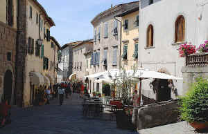 Castellina in der Toskana